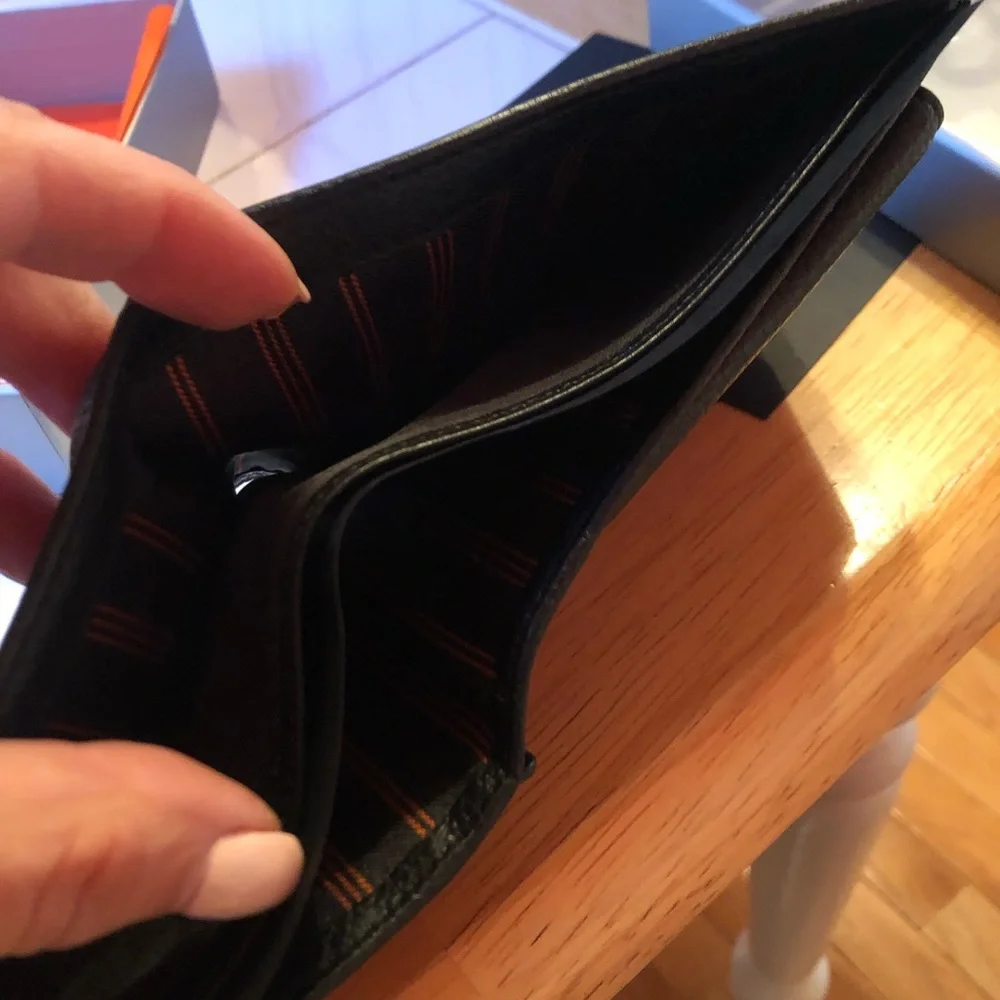 Nava Black Leather Mens Wallet